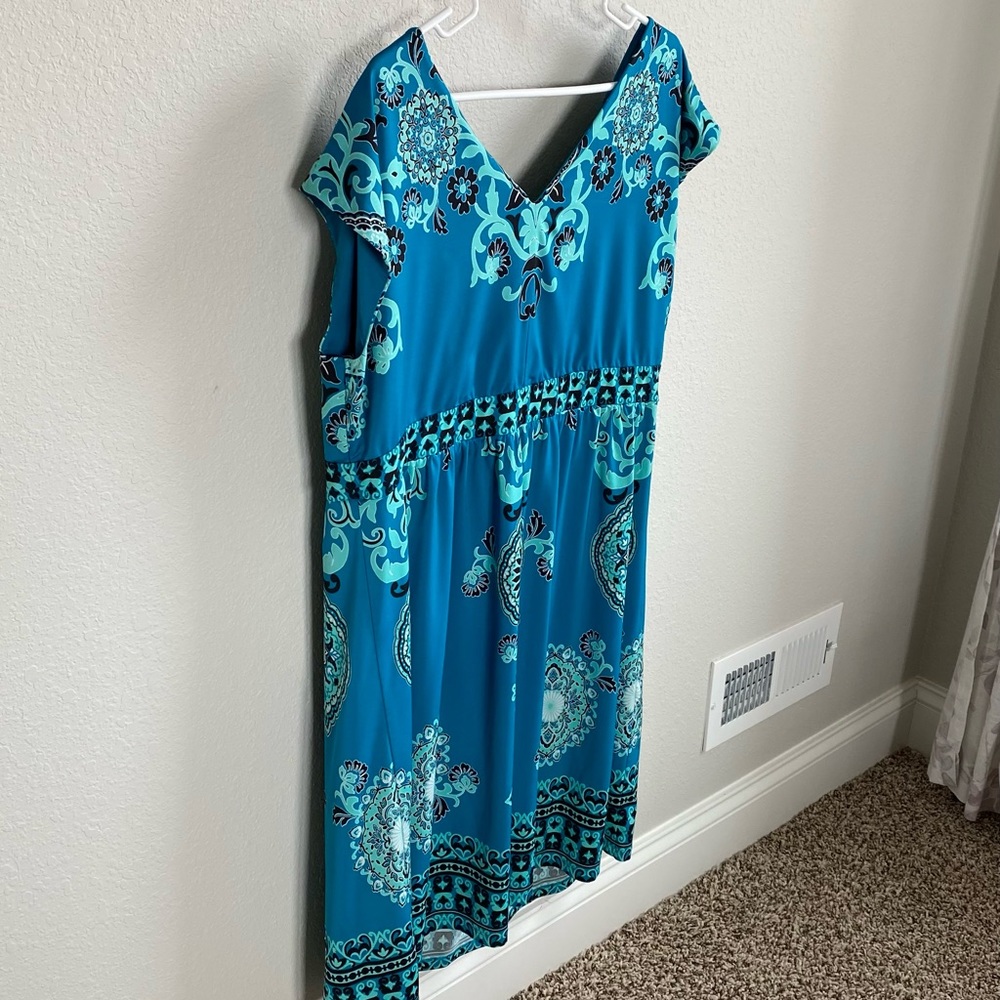 Resort style dress